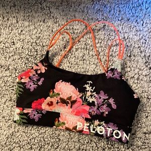 Peloton floral bra